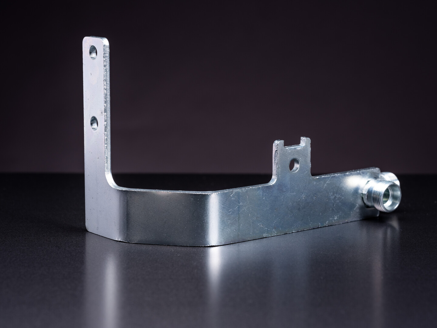 Anschlussstück mit verschweißtem Gewindestück | Hydraulikindustrie